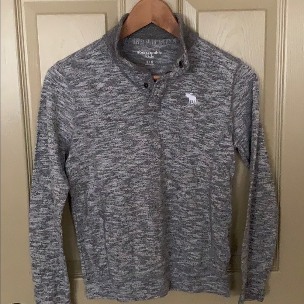 Boys 11/12 Abercrombie long sleeve tee